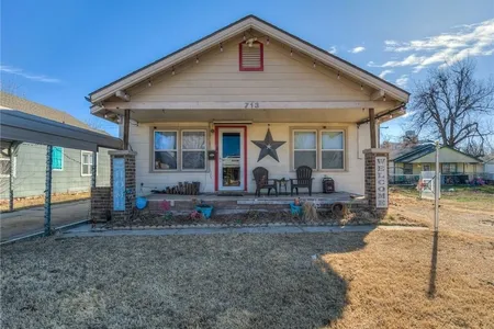 House for Sale at 713 S Miles Avenue, El Reno,  OK 73036