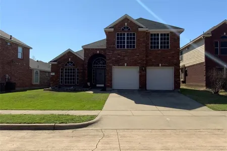 House for Sale at 311 Brookhaven Drive, Grand Prairie,  TX 75052