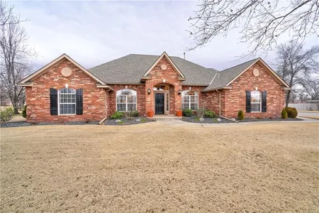 House for Sale at 16585 Roserock Circle, Choctaw,  OK 73020