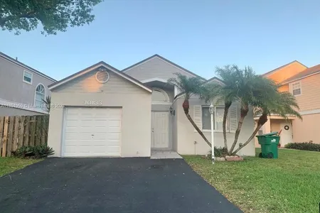House for Sale at 10133 Sw 223rd Ter, Cutler Bay,  FL 33190