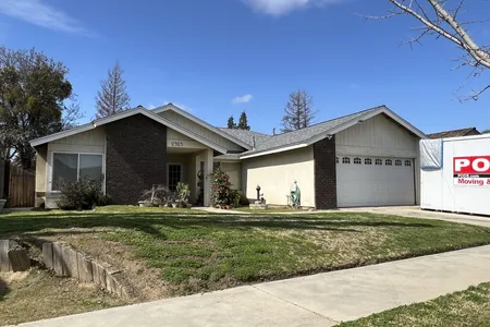 House for Sale at 2323 N Polk Street, Tulare,  CA 93274