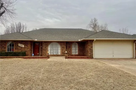 House for Sale at 5501 Nw 112th St, Oklahoma City,  OK 73162