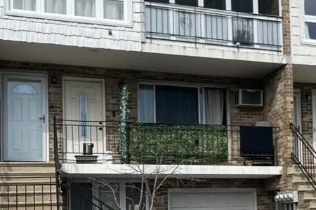 Condo for Sale at 31 Lamped Loop #A3, Staten Island,  NY 10314