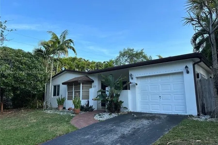 House for Sale at 8710 Sw 192nd Ter, Cutler Bay,  FL 33157