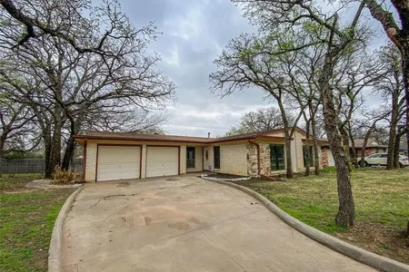 Unit for sale at 81 Stonegate Drive, Bedford, TX 76022