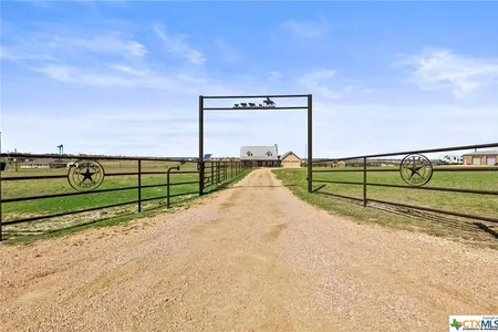 House for Sale at 2765 County Road 314, Jarrell,  TX 76537