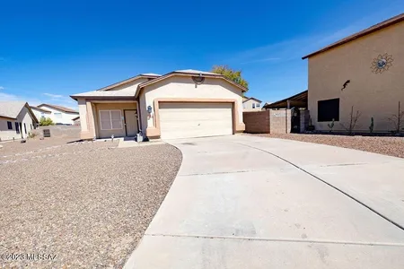 House for Sale at 9157 E Sugar Sumac Street, Tucson,  AZ 85747