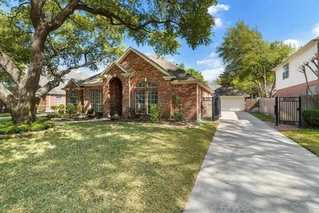 House for Sale at 13510 Tallow Glen Lane, Cypress,  TX 77429