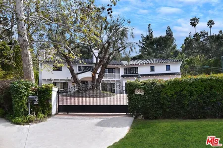 House for Sale at 17450 La Cuesta Ln, Encino,  CA 91316