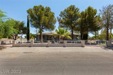 House for Sale at 2000 South Monte Cristo Way, Las Vegas,  NV 89117