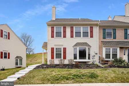 Townhouse for Sale at 627 Oaktree Ct, Pottstown,  PA 19464