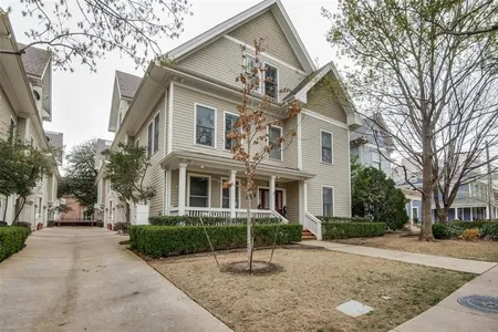 Townhouse for Sale at 2604 Thomas Avenue #4, Dallas,  TX 75204