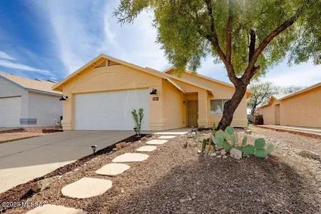 House for Sale at 7864 S Lauder Street, Tucson,  AZ 85747