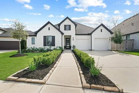 House for Sale at 10514 Largo Oaks Drive, Missouri City,  TX 77459