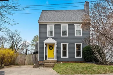 House for Sale at 904 S Monroe St, Arlington,  VA 22204