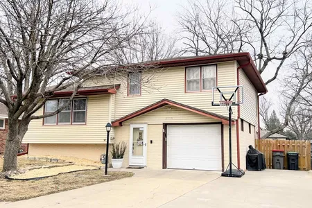 Unit for sale at 5230 S 51 Street, Lincoln, NE 68516