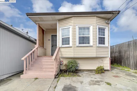 Unit for sale at 917 26th Avenue, Oakland, CA 94601