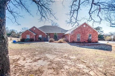 House for Sale at 1117 Cedar Canyon Drive, Chandler,  OK 74834