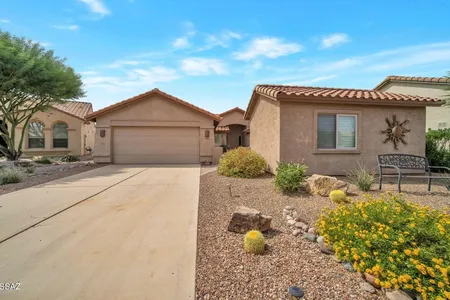House for Sale at 945 N Glen Canyon Court, Green Valley,  AZ 85614
