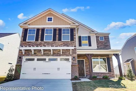 Unit for sale at 126 Heart Pine Lane, Statesville, NC 28677