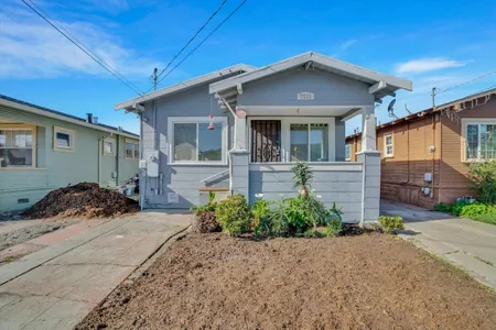 House for Sale at 7521 Halliday Ave, Oakland,  CA 94605