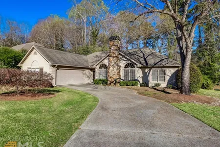 House for Sale at 1921 Pintail Ct, Lawrenceville,  GA 30044