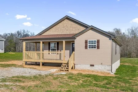 House for Sale at 11879 Old Kentucky Rd, Walling,  TN 38587