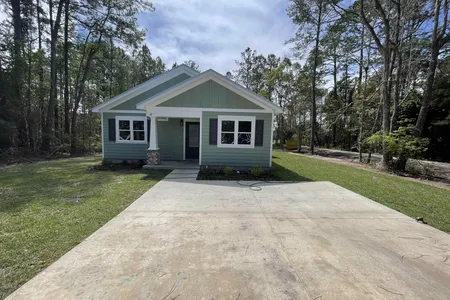 House for Sale at 47 Winter, Sopchoppy,  FL 32358