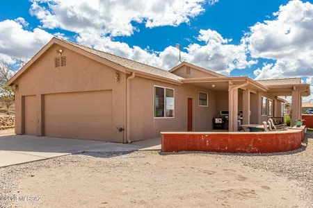 House for Sale at 2701 E Lomas Drive, Vail,  AZ 85641