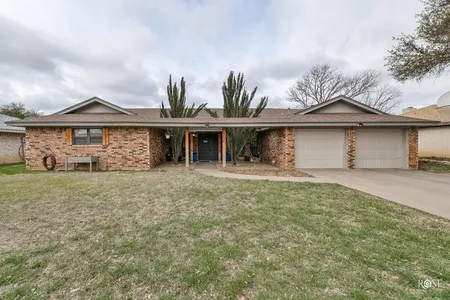 House for Sale at 3213 Sunset Dr, San Angelo,  TX 76904