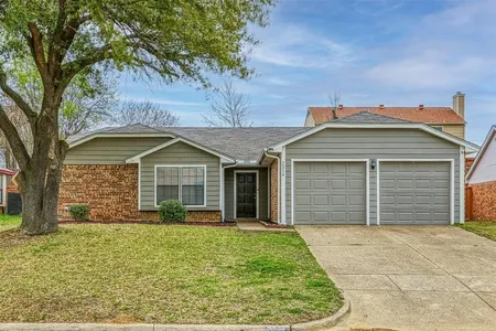 House for Sale at 2314 Dartmouth Drive, Grand Prairie,  TX 75052