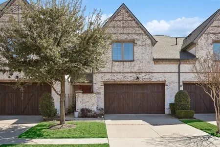 Townhouse for Sale at 853 Snowshill Trail, Coppell,  TX 75019
