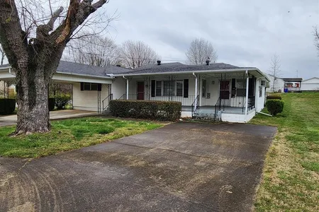 House for Sale at 309 Akin Avenue, Franklin,  KY 42134