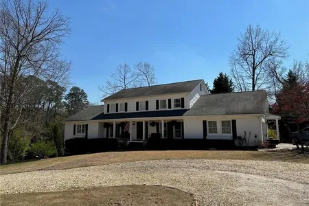 House for Sale at 1041 Fieldstone Trail, Milton,  GA 30004