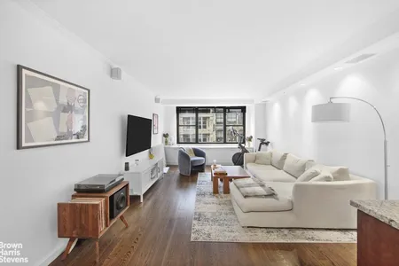 Unit for sale at 7 E 14th St #618, Manhattan, NY 10003