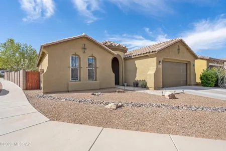 House for Sale at 11044 E Sageberry Way, Vail,  AZ 85641