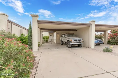 Unit for sale at 2926 South Country Club Way, Tempe, AZ 85282
