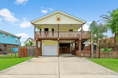 House for Sale at 4135 Jackson Drive, Galveston,  TX 77554