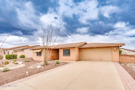 House for Sale at 130 N Bellhaven Drive, Green Valley,  AZ 85614