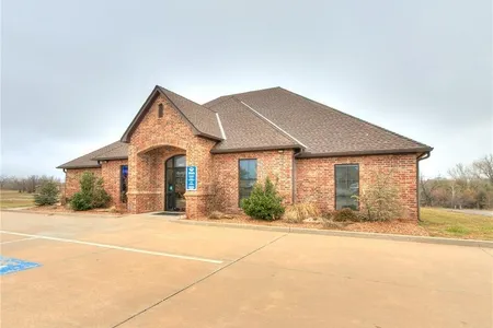 Commercial for Sale at 14617 Ne 20th Street, Choctaw,  OK 73020