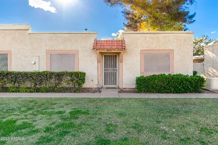 Townhouse for Sale at 8031 N 31st Drive, Phoenix,  AZ 85051