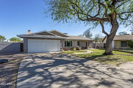 House for Sale at 2901 S Juniper Street, Tempe,  AZ 85282
