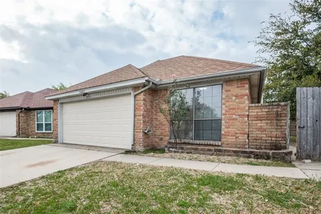 House for Sale at 1401 Landmark Court, Irving,  TX 75060