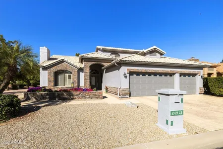 House for Sale at 24912 S Lakestar Drive, Sun Lakes,  AZ 85248