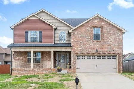 Townhouse for Sale at 768 Banister Dr., Clarksville,  TN 37042