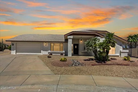 House for Sale at 20628 N Stonegate Drive, Sun City West,  AZ 85375