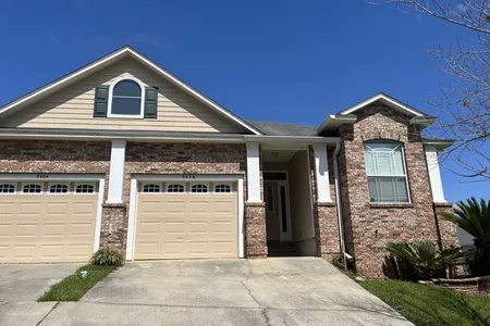 Townhouse for Sale at 5456 Hampton Hill, Tallahassee,  FL 32311
