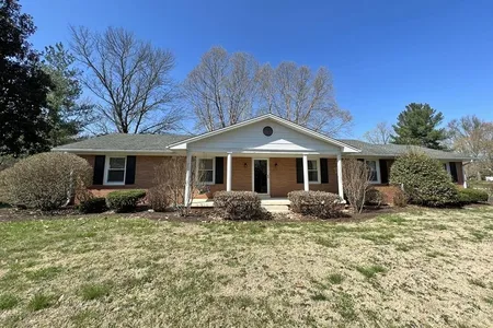 House for Sale at 606 S College Street, Franklin,  KY 42134