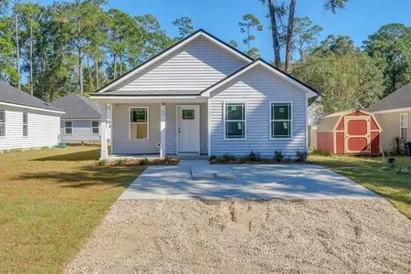 House for Sale at 54 Comanche, Crawfordville,  FL 32327
