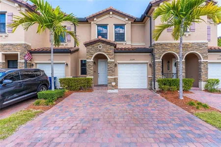 Townhouse for Sale at 25241 Sw 114th Ct #25241, Homestead,  FL 33032